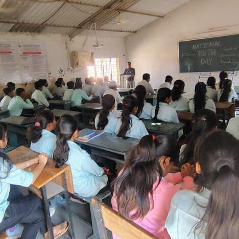 Instagram post from gfcctakluj. This post is in position 3.